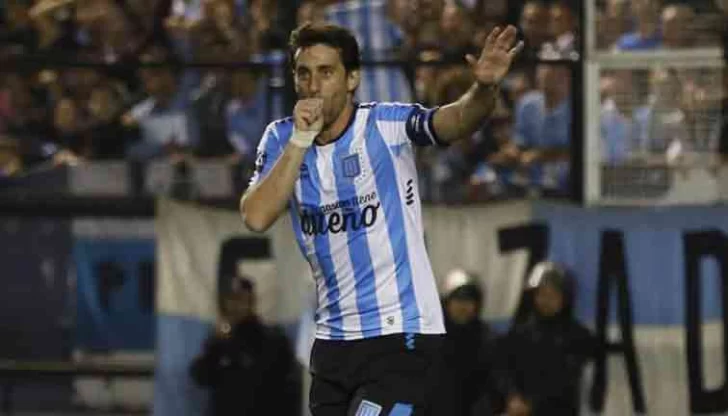 En la despedida de Cocca, Milito le dio la victoria a Racing En la despedida de Cocca, Milito le dio la victoria a Racing