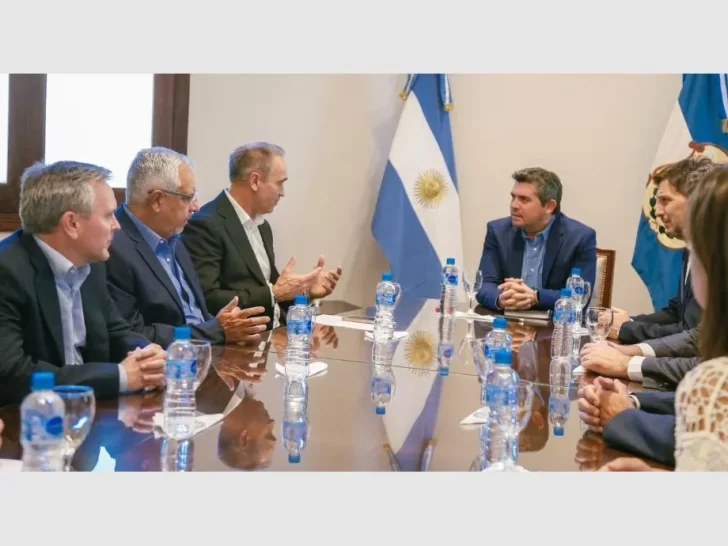 Representantes de Glencore Cobre se reunieron con el gobernador Marcelo Orrego para informar sobre los avances de El Pachón