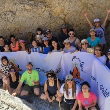 Gloria a Dios, en las alturas Gloria a Dios, en las alturas