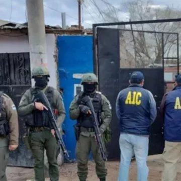 La Iglesia advirtió por la violencia desatada en Rosario: “La droga nos está matando” La Iglesia advirtió por la violencia desatada en Rosario: “La droga nos está matando”