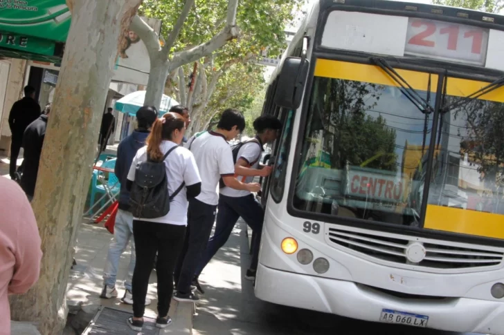 Paro de colectivos: la UTA endurece su postura y afirma que “no va haber ningún tipo de acuerdo” para levantar la medida