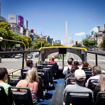 La ciudad de Buenos Aires, elegida por turistas entre los diez mejores destinos de Sudamérica