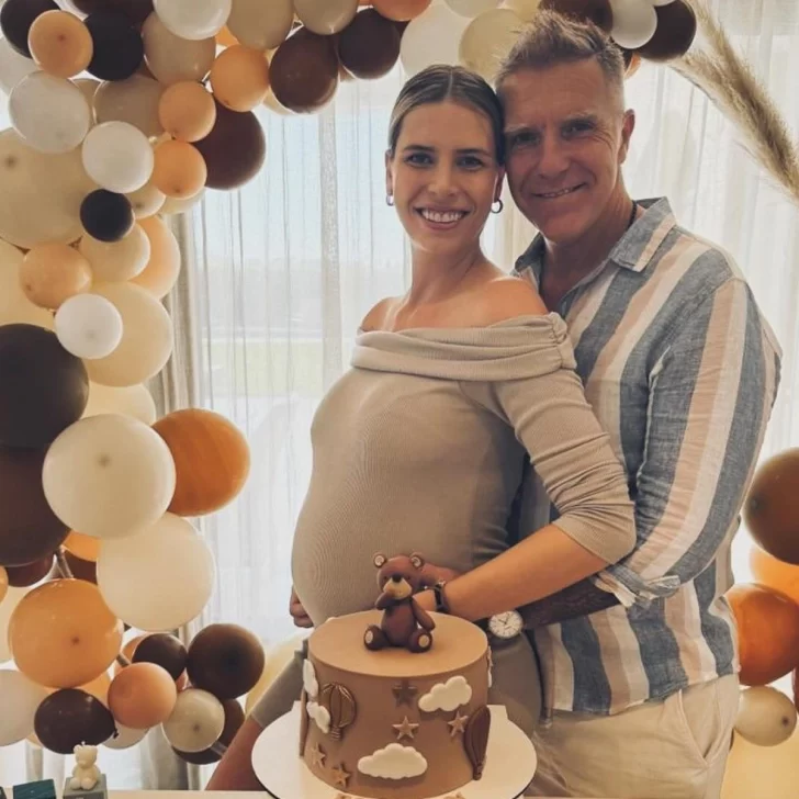 Nació el hijo de Alejandro Fantino y Coni Mosqueira Nació el hijo de Alejandro Fantino y Coni Mosqueira