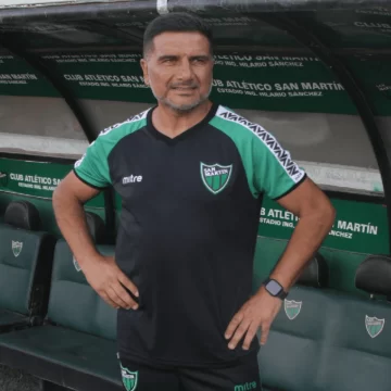 Tras su salida, “Pancho” Martínez cargó contra Miadosqui: “No le gustaba cómo jugábamos”