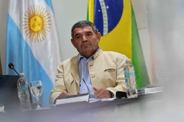 Escandalosa destitución de Alfredo Olmedo de la presidencia del Parlasur