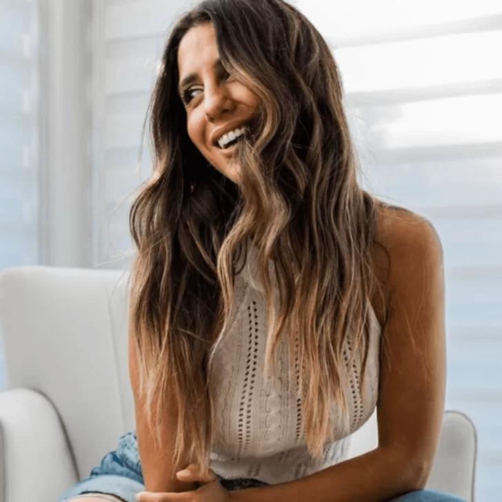 Cinthia Fernández se puso una bikini explosiva y grabó un video picante Cinthia Fernández se puso una bikini explosiva y grabó un video picante