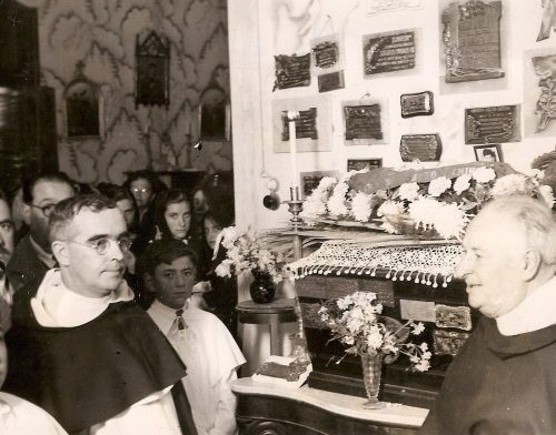 Trasladan las cenizas de las víctimas de 1944 Trasladan las cenizas de las víctimas de 1944