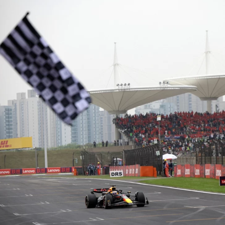 Verstappen dominó sin problemas el GP de China