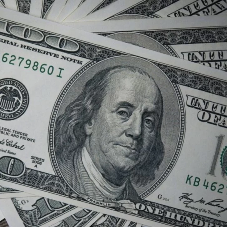 El dólar blue subió por primera vez en diez jornadas: en San Juan se negoció a $1.040