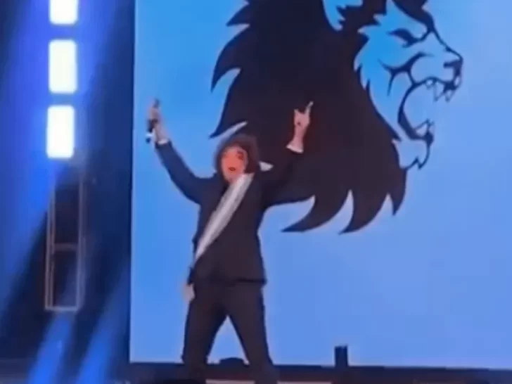 La desopilante imitación de Fátima Florez a tras la separación: “¡Estoy soltero!” La desopilante imitación de Fátima Florez a tras la separación: “¡Estoy soltero!”