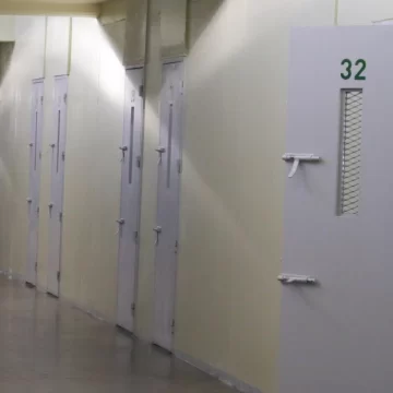 Internan a un reo que sufrió quemaduras en el Penal e investigan a penitenciarios Internan a un reo que sufrió quemaduras en el Penal e investigan a penitenciarios