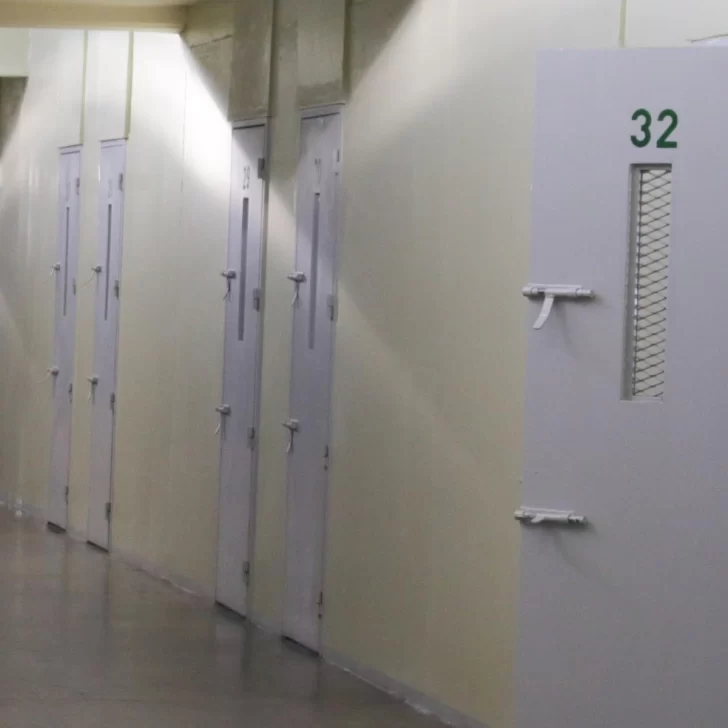 Internan a un reo que sufrió quemaduras en el Penal e investigan a penitenciarios Internan a un reo que sufrió quemaduras en el Penal e investigan a penitenciarios