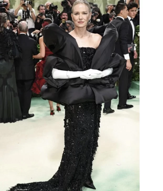 10-621x728 10-621x728