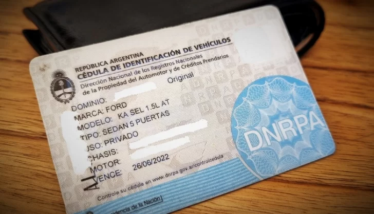 Eliminarán la cédula azul como requisito para conducir un auto ajeno y la verde no tendrá vencimiento Eliminarán la cédula azul como requisito para conducir un auto ajeno y la verde no tendrá vencimiento