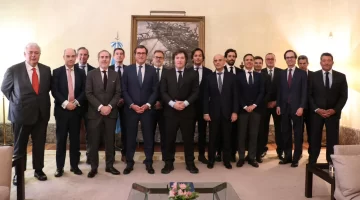 Javier Milei se reunió con empresarios españoles en la embajada argentina en Madrid Javier Milei se reunió con empresarios españoles en la embajada argentina en Madrid
