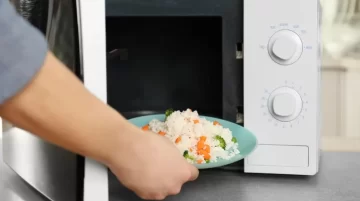 Qué es el síndrome del arroz recalentado y cómo evitarlo Qué es el síndrome del arroz recalentado y cómo evitarlo