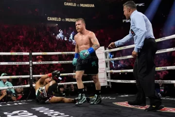 En una pelea histórica, Canelo venció a Jaime Munguía y defendió sus títulos mundiales