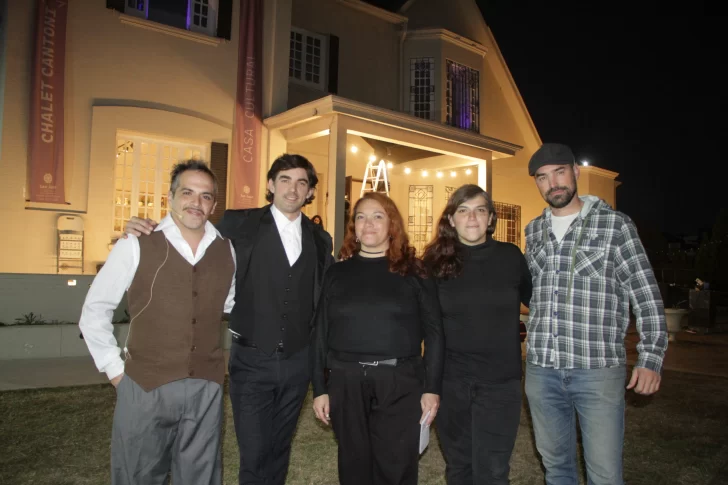 La historia de los Cantoni, a escena