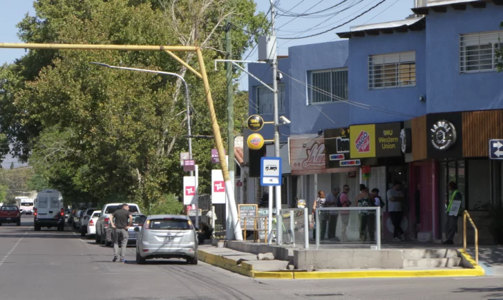 Con la tasa renovada, Rivadavia busca blanquear más comercios