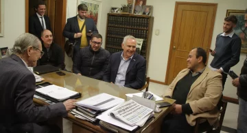 DCC110524-003F09-728x395