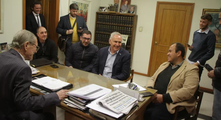 DCC110524-003F09-728x395