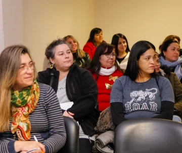 Capacitan a emprendedoras Capacitan a emprendedoras