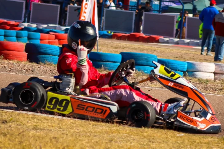 Karting: los sanjuaninos, top 10 en el Mendocino