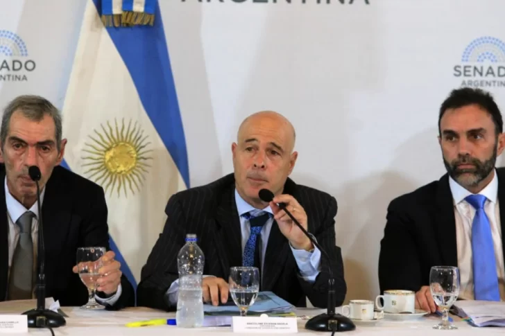 Menem, cauteloso ante un eventual regreso de la Ley Bases a Diputados