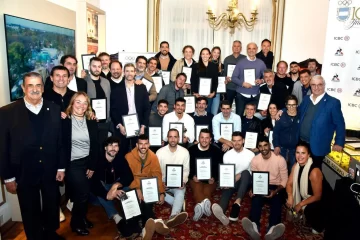 Vóley: los sanjuaninos Quiroga, Lima y Sánchez, en la lista de homenajeados por el COA Vóley: los sanjuaninos Quiroga, Lima y Sánchez, en la lista de homenajeados por el COA