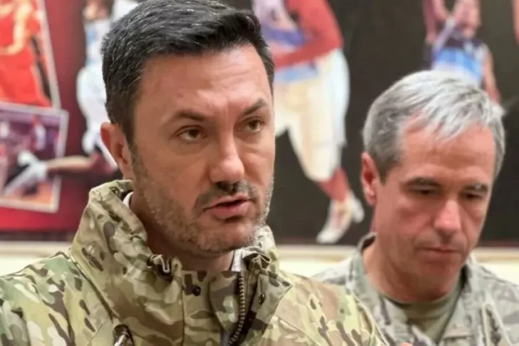 Luis Petri le pidió la renuncia al viceministro de Defensa