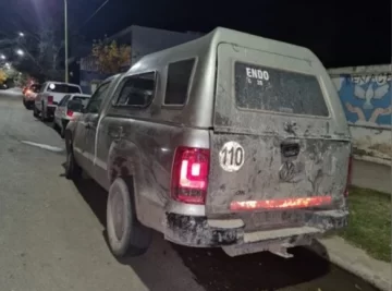 Macabro: abandonaron un auto con cuatro cadáveres en un hospital Macabro: abandonaron un auto con cuatro cadáveres en un hospital