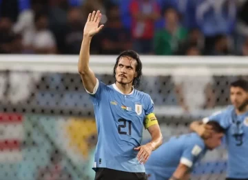Edinson Cavani renunció a la selección de Uruguay: “Quiero dar todo donde me toca estar” Edinson Cavani renunció a la selección de Uruguay: “Quiero dar todo donde me toca estar”