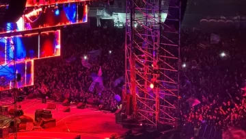 Masiva intoxicación alimentaria en el show de La Renga Masiva intoxicación alimentaria en el show de La Renga