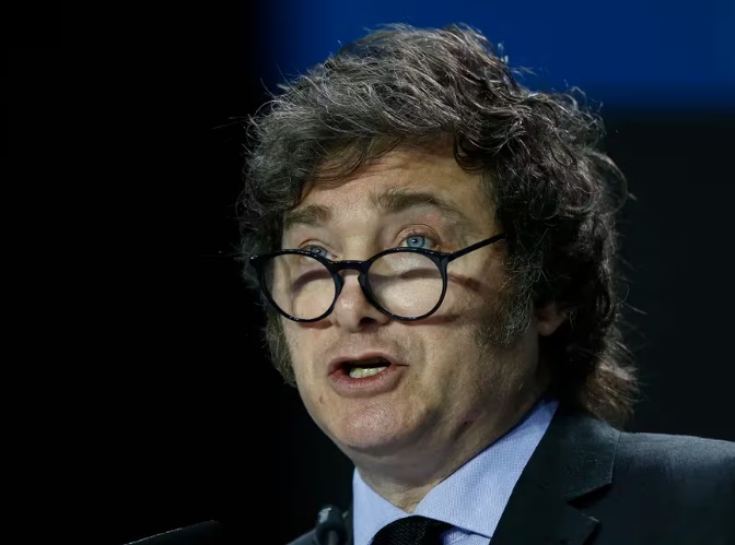 Con su habitual muletilla, Javier Milei se expresó en la previa del paro de la CGT