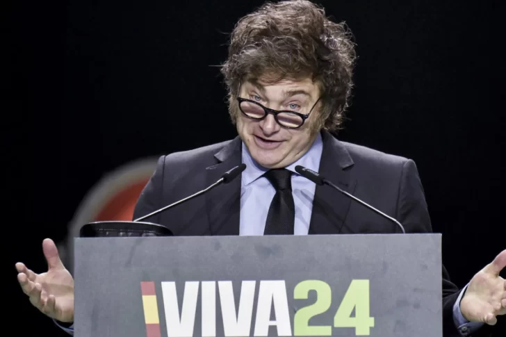 Milei viajó a España a la cumbre de Vox