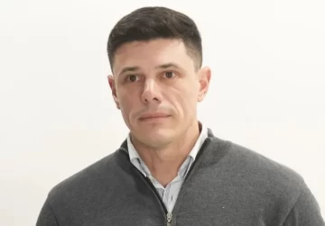 El senador sanjuanino libertario dijo que pone “las manos en el fuego” por Javier y Karina Milei en el escándalo de las presuntas coimas El senador sanjuanino libertario dijo que pone “las manos en el fuego” por Javier y Karina Milei en el escándalo de las presuntas coimas