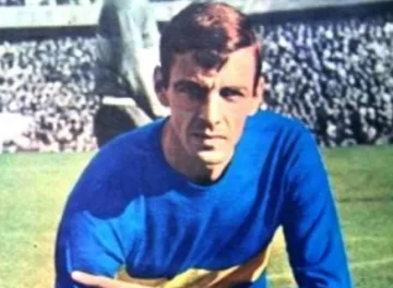 Menotti jugador: de llegar a Rosario Central a Boca y el Santos de Pelé Menotti jugador: de llegar a Rosario Central a Boca y el Santos de Pelé