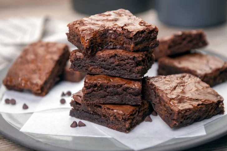 Sin harina y sin azúcar: la receta para preparar un brownie saludable de forma fácil
