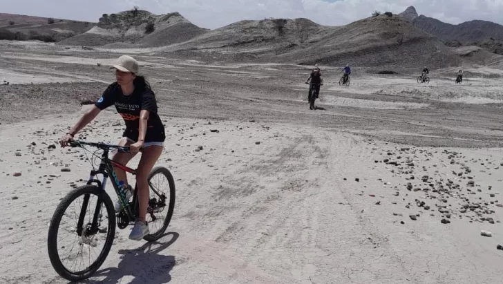 Shows de dinosaurios y hasta títeres entre olivos, en vacaciones de invierno Shows de dinosaurios y hasta títeres entre olivos, en vacaciones de invierno