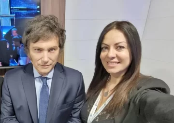 Milei le agradeció a Pettovello por “dar contención social” en el “peor momento de la historia” Milei le agradeció a Pettovello por “dar contención social” en el “peor momento de la historia”