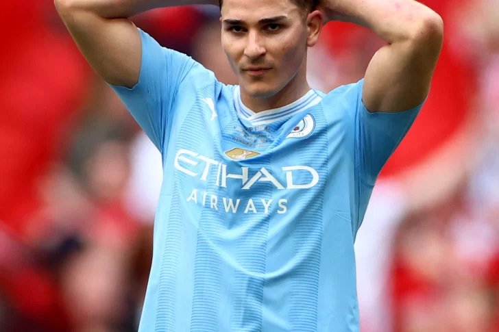 El PSG mira a Julián para el rearmado