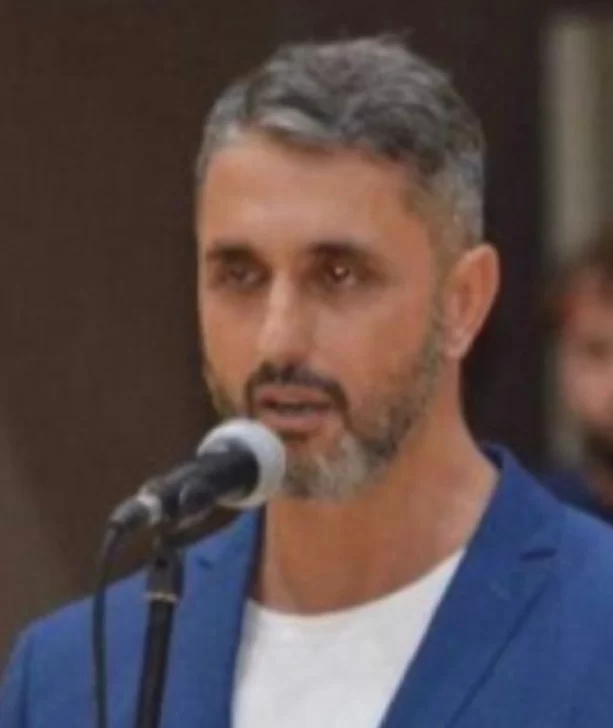 DCC090624-023F04-613x728