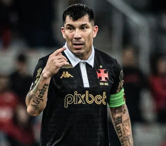 El chileno Gary Medel vuelve como refuerzo El chileno Gary Medel vuelve como refuerzo