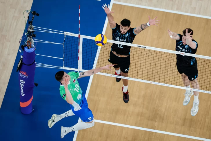 VNL: Argentina perdió pero sigue con chances