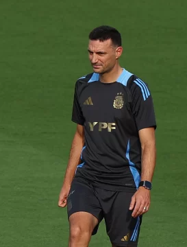 Conmebol sancionó con un partido a Lionel Scaloni: no podrá dirigir a la selección argentina ante Perú