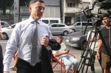 Guiño de la UCR para rechazar los cambios sobre la Ley Bases