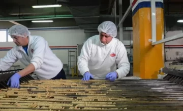 Revelan que la venta de la fábrica de galletitas sanjuanina descomprimió una grave situación que ponía en riesgo su futuro Revelan que la venta de la fábrica de galletitas sanjuanina descomprimió una grave situación que ponía en riesgo su futuro