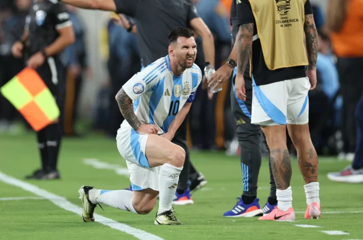 Messi solicitó asistencia médica en el primer tiempo ante Chile