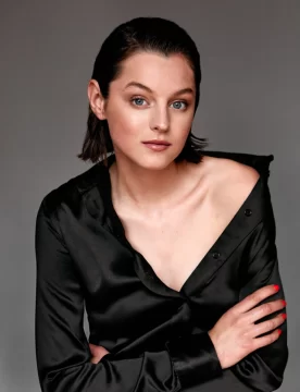 Emma Corrin: Libre Emma Corrin: Libre