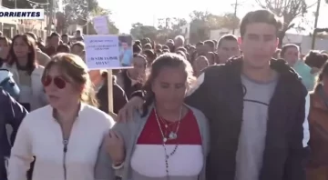 Los padres de Loan encabezaron una nueva marcha en el pueblo donde desapareció el nene de 5 años